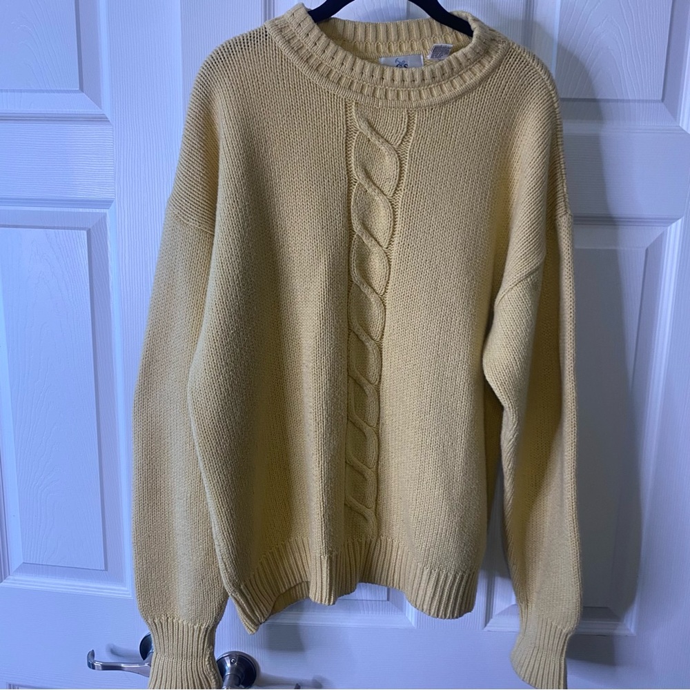 Classic Yellow Sweater | GS Company | Size Large